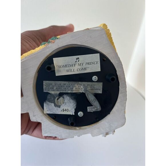 Disney Snow White Dopey Bambi Snow Water Globe Someday My Prince Will Come - Picture 5 of 5